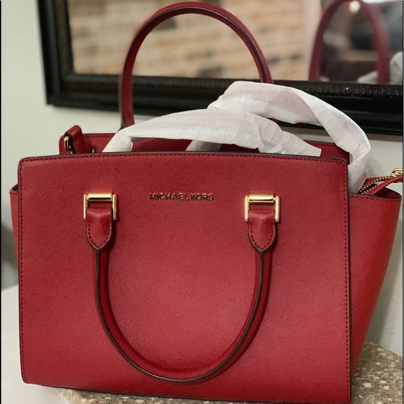 MK Mini Purse - Picture 3 of 4